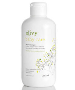 Olívy baby care - diaper change